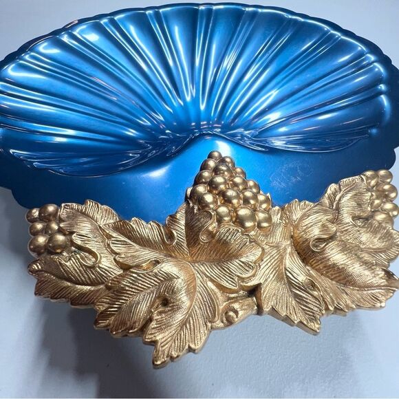 McClelland Barclay by Dodge Aluminum Shell Decorative Dish with Grape Clusters - Picture 3 of 15